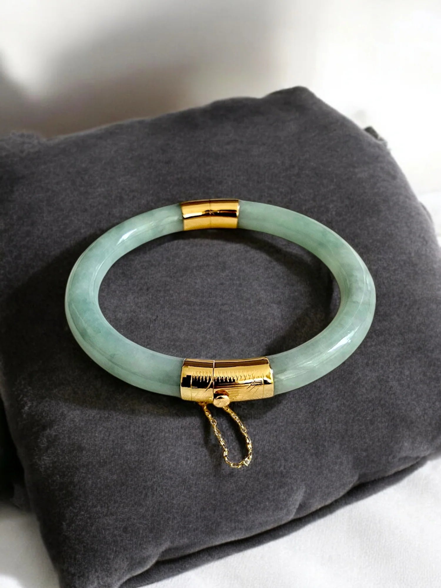 Regent Bangle