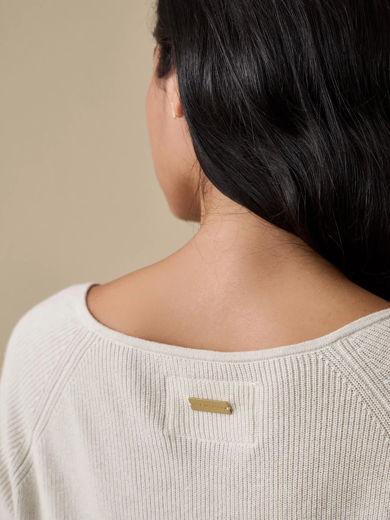 Washable Cashmere V-Neck Sweater