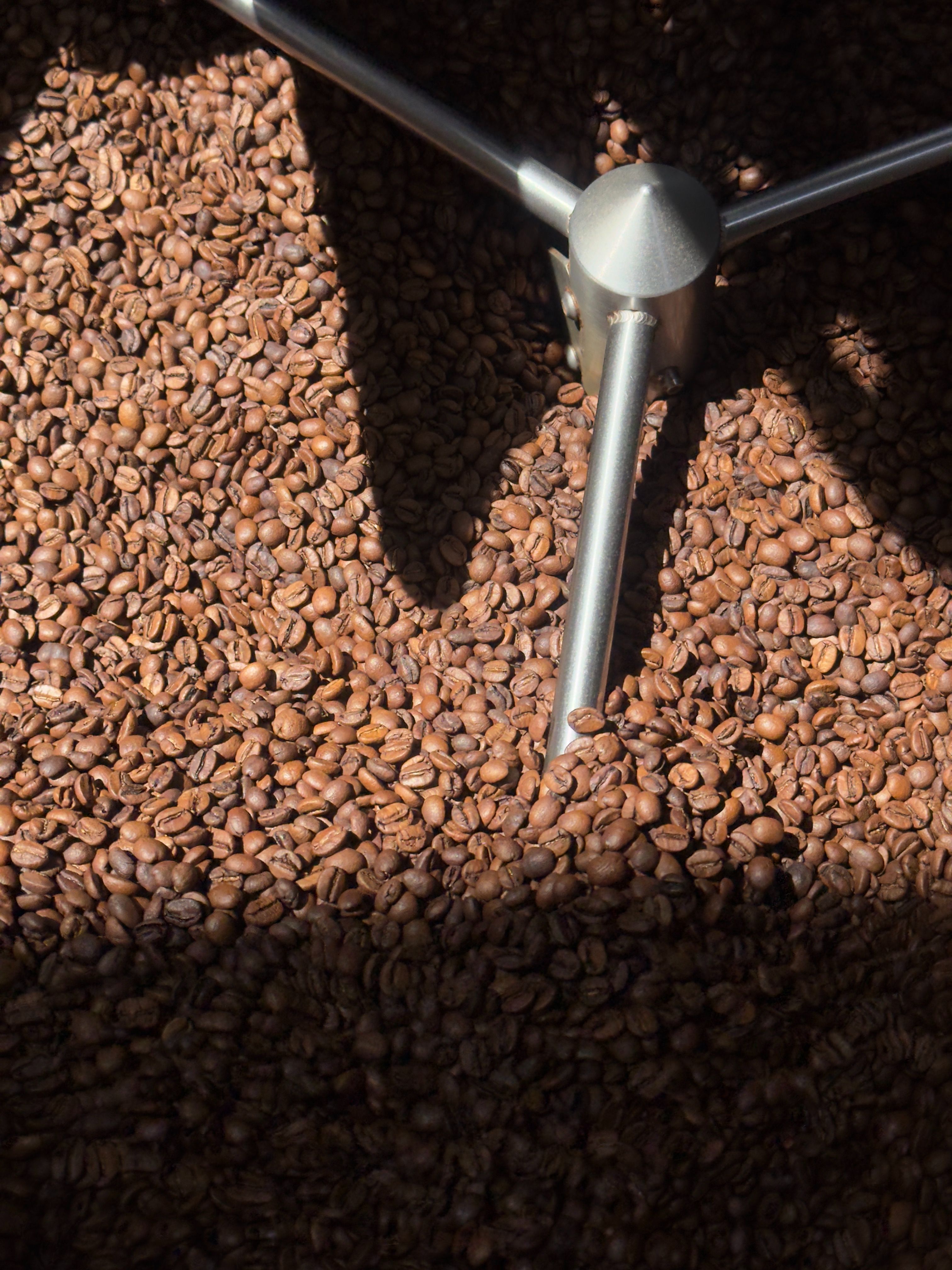 Dekáf Coffee Roasters Launches New Subscription Sets for Decaf and Low-Caff Lovers