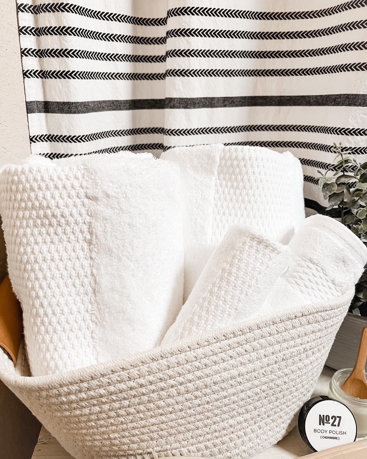 Delilah Home 100% Organic Cotton Bath Towels Certified to the GOTS & Vegan.org Standard