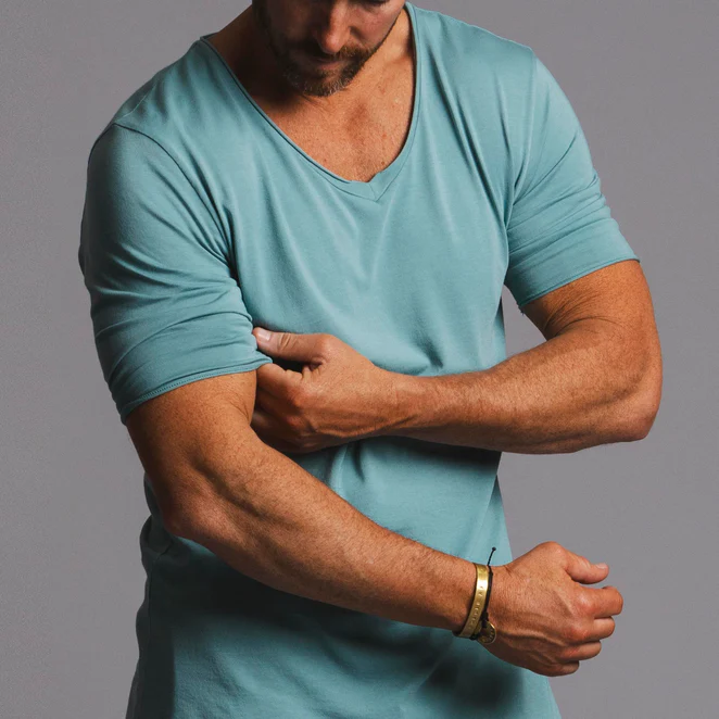 V Neck Tree Shirt - Gypset