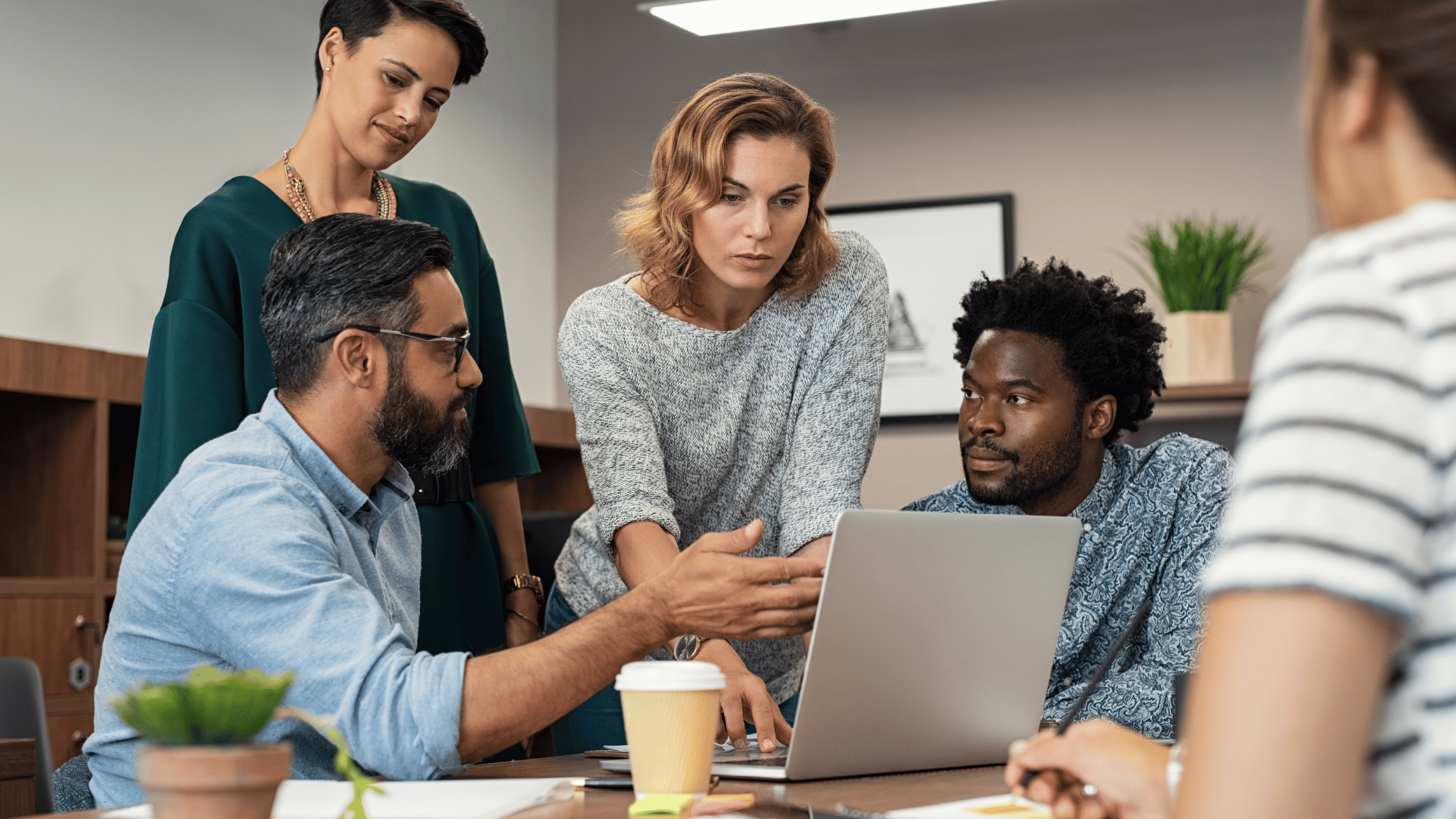 Press Hook's Ultimate Guide to PR for 2025
